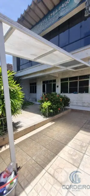 Casa com 4 quartos à venda e para alugar, 270m2 em Jardim Vinte e Cinco de Agosto, Duque De Caxias - RJ - imagem 3 Foto 3 de Casa com 4 quartos à venda e para alugar, 270m2 em Jardim Vinte e Cinco de Agosto, Duque De Caxias - RJ