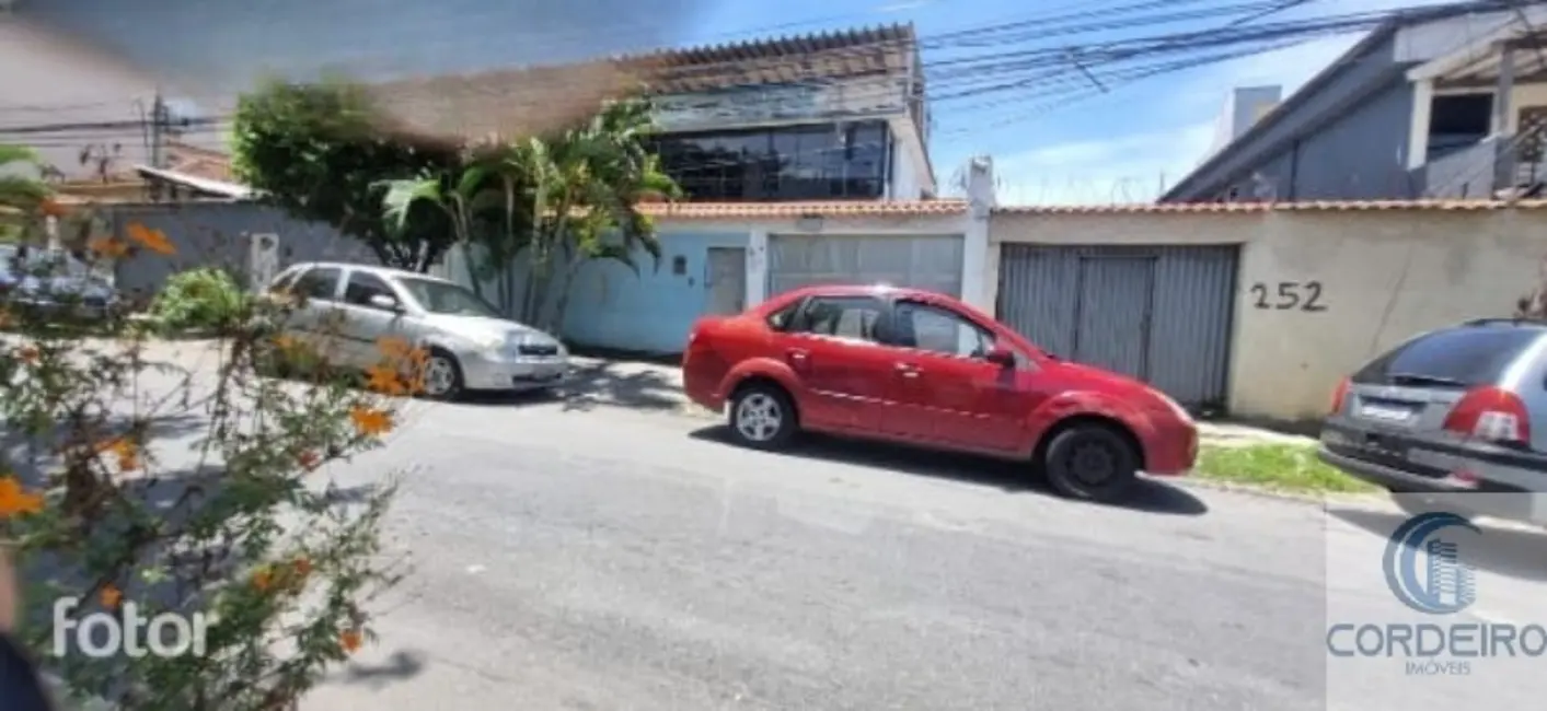 Foto 1 de Casa com 4 quartos à venda e para alugar, 270m2 em Jardim Vinte e Cinco de Agosto, Duque De Caxias - RJ