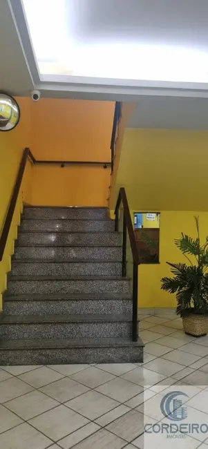 Apartamento com 32 quartos à venda e para alugar, 900m2 em Centro, Duque De Caxias - RJ - imagem 8 Foto 8 de Apartamento com 32 quartos à venda e para alugar, 900m2 em Centro, Duque De Caxias - RJ