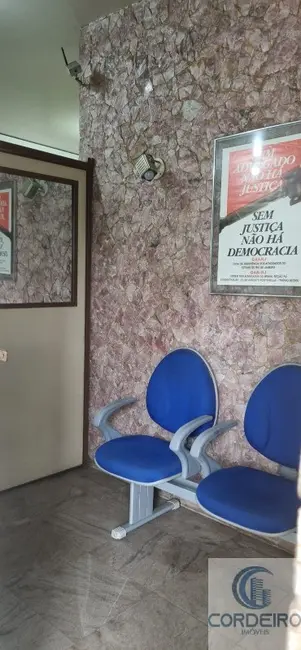 Foto 2 de Casa com 4 quartos à venda, 220m2 em Jardim Vinte e Cinco de Agosto, Duque De Caxias - RJ