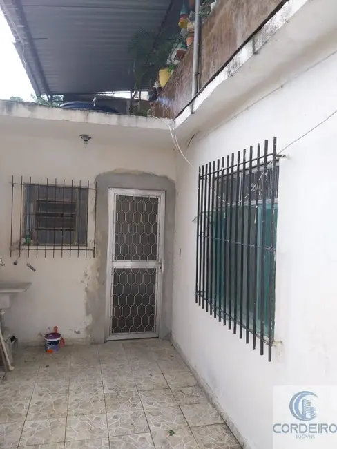 Casa com 2 quartos à venda, 98m2 em Jardim Vinte e Cinco de Agosto, Duque De Caxias - RJ - imagem 8 Foto 8 de Casa com 2 quartos à venda, 98m2 em Jardim Vinte e Cinco de Agosto, Duque De Caxias - RJ