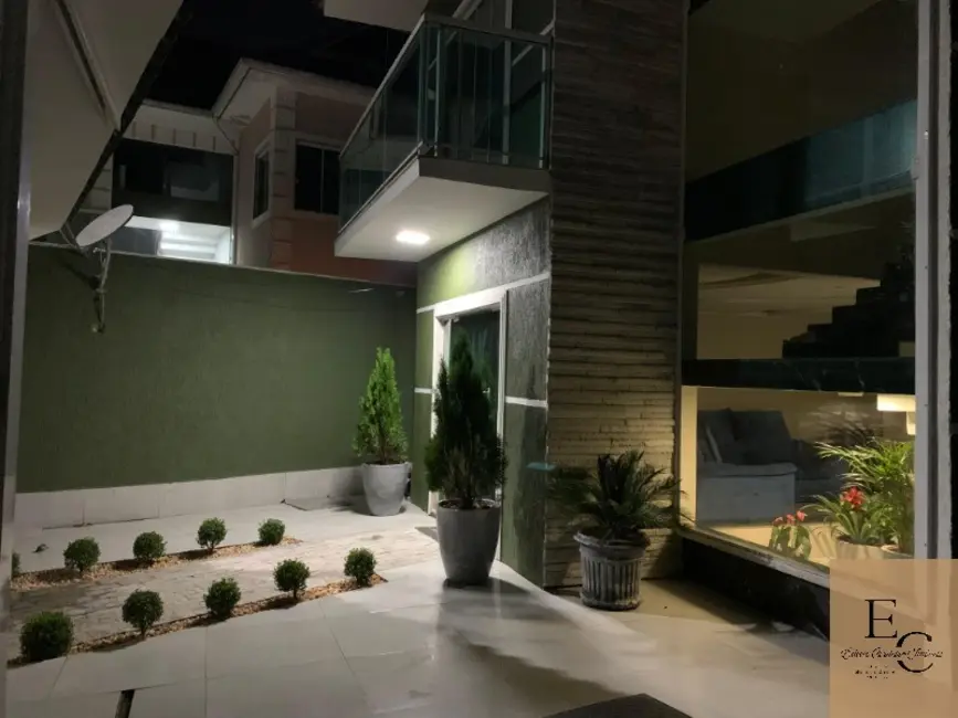 Casa de Condomínio com 3 quartos à venda, 400m2 em Vila Santa Alice, Duque De Caxias - RJ - imagem 5 Foto 5 de Casa de Condomínio com 3 quartos à venda, 400m2 em Vila Santa Alice, Duque De Caxias - RJ