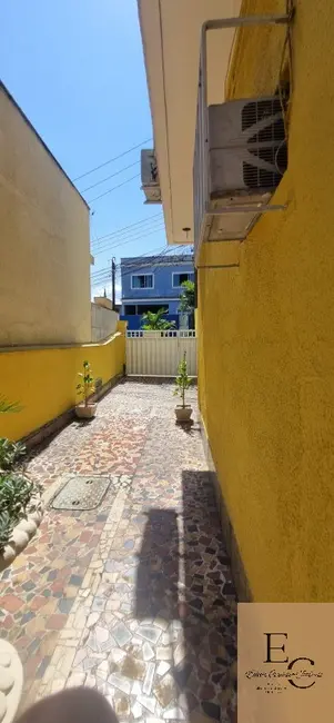 Foto 5 de Casa de Condomínio com 3 quartos à venda, 140m2 em Jardim Vinte e Cinco de Agosto, Duque De Caxias - RJ