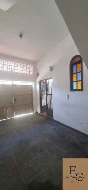 Casa com 2 quartos para alugar, 144m2 em Carolina, Duque De Caxias - RJ - imagem 4 Foto 4 de Casa com 2 quartos para alugar, 144m2 em Carolina, Duque De Caxias - RJ