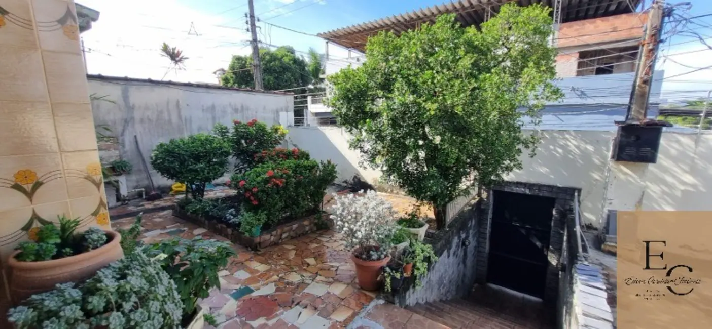 Casa com 3 quartos à venda, 155m2 em Parque Senhor do Bonfim, Duque De Caxias - RJ - imagem 3 Foto 3 de Casa com 3 quartos à venda, 155m2 em Parque Senhor do Bonfim, Duque De Caxias - RJ