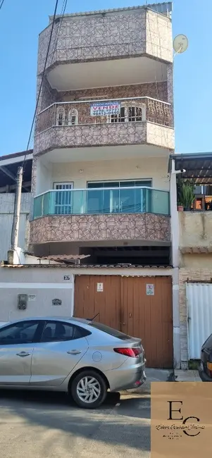 Casa com 3 quartos à venda, 280m2 em Vila Guanabara, Duque De Caxias - RJ - imagem 1 Foto 1 de Casa com 3 quartos à venda, 280m2 em Vila Guanabara, Duque De Caxias - RJ