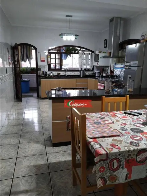 Sobrado com 4 quartos à venda, 125m2 em Parque Continental II, Guarulhos - SP - imagem 5 Foto 5 de Sobrado com 4 quartos à venda, 125m2 em Parque Continental II, Guarulhos - SP