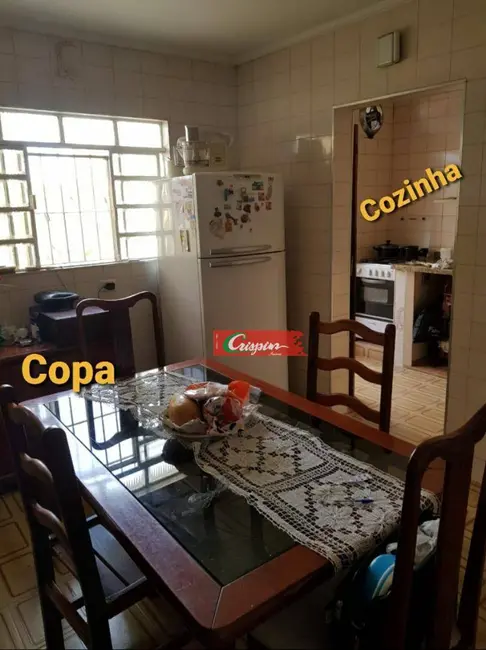Foto 1 de Casa com 2 quartos à venda, 220m2 em Vila Adelaide Perella, Guarulhos - SP