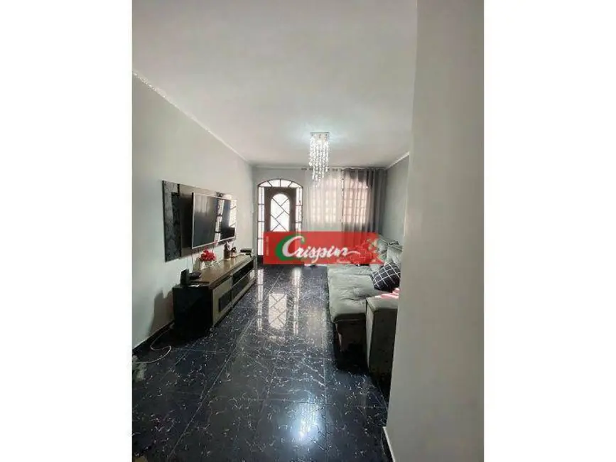 Sobrado com 2 quartos à venda, 130m2 em Jardim Santa Clara, Guarulhos - SP - imagem 3 Foto 3 de Sobrado com 2 quartos à venda, 130m2 em Jardim Santa Clara, Guarulhos - SP