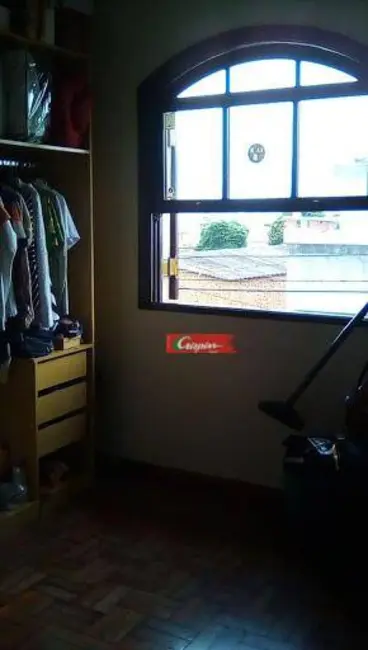 Sobrado com 3 quartos à venda, 125m2 em Cidade Brasil, Guarulhos - SP - imagem 6 Foto 6 de Sobrado com 3 quartos à venda, 125m2 em Cidade Brasil, Guarulhos - SP