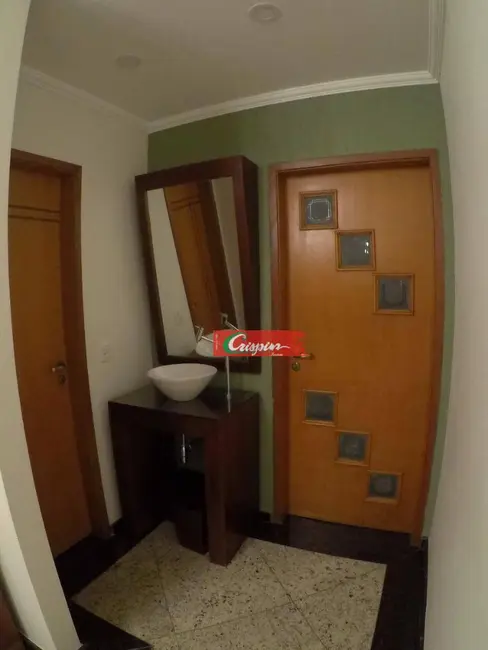 Sobrado com 4 quartos à venda, 180m2 em Vila São Judas Tadeu, Guarulhos - SP - imagem 5 Foto 5 de Sobrado com 4 quartos à venda, 180m2 em Vila São Judas Tadeu, Guarulhos - SP