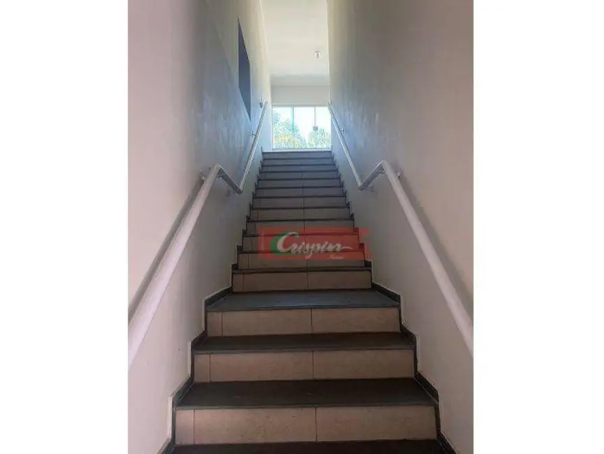 Sala Comercial para alugar, 30m2 em Vila Galvão, Guarulhos - SP - imagem 2 Foto 2 de Sala Comercial para alugar, 30m2 em Vila Galvão, Guarulhos - SP