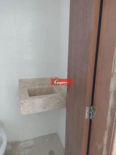 Casa com 3 quartos à venda e para alugar, 250m2 em Vila Maranduba, Guarulhos - SP - imagem 9 Foto 9 de Casa com 3 quartos à venda e para alugar, 250m2 em Vila Maranduba, Guarulhos - SP