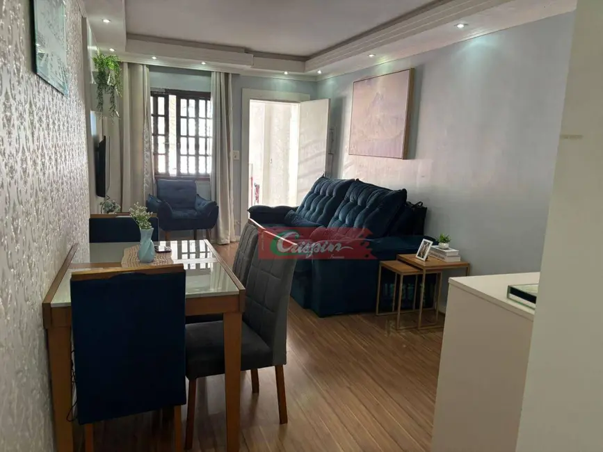 Foto 1 de Sobrado com 2 quartos para alugar, 126m2 em Vila Trabalhista, Guarulhos - SP