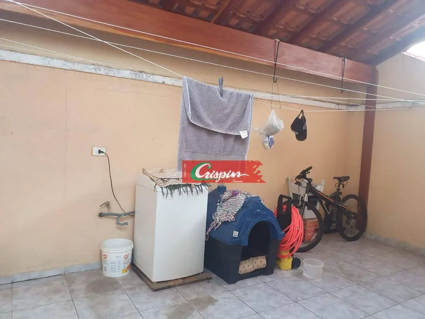 Sobrado com 3 quartos à venda, 125m2 em Jardim Maia, Guarulhos - SP - imagem 5 Foto 5 de Sobrado com 3 quartos à venda, 125m2 em Jardim Maia, Guarulhos - SP