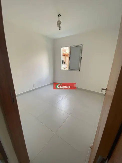 Apartamento com 2 quartos para alugar, 53m2 em Jardim Flor da Montanha, Guarulhos - SP - imagem 5 Foto 5 de Apartamento com 2 quartos para alugar, 53m2 em Jardim Flor da Montanha, Guarulhos - SP