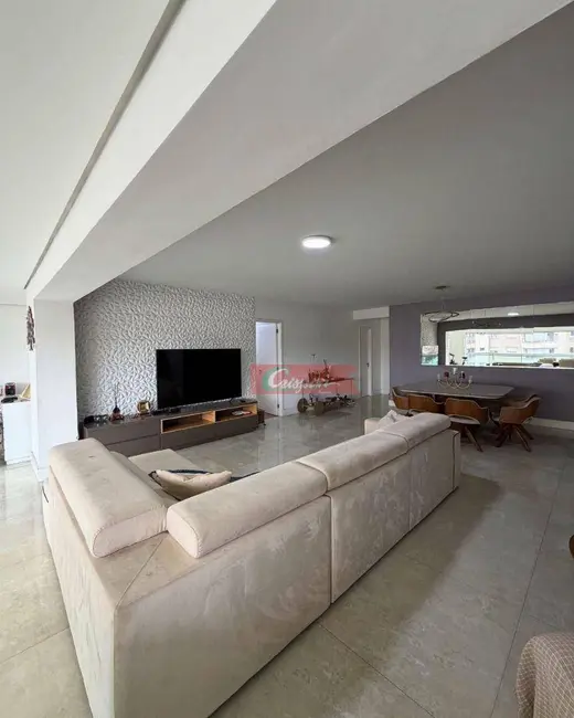 Apartamento com 3 quartos à venda, 197m2 em Jardim Santa Mena, Guarulhos - SP - imagem 2 Foto 2 de Apartamento com 3 quartos à venda, 197m2 em Jardim Santa Mena, Guarulhos - SP