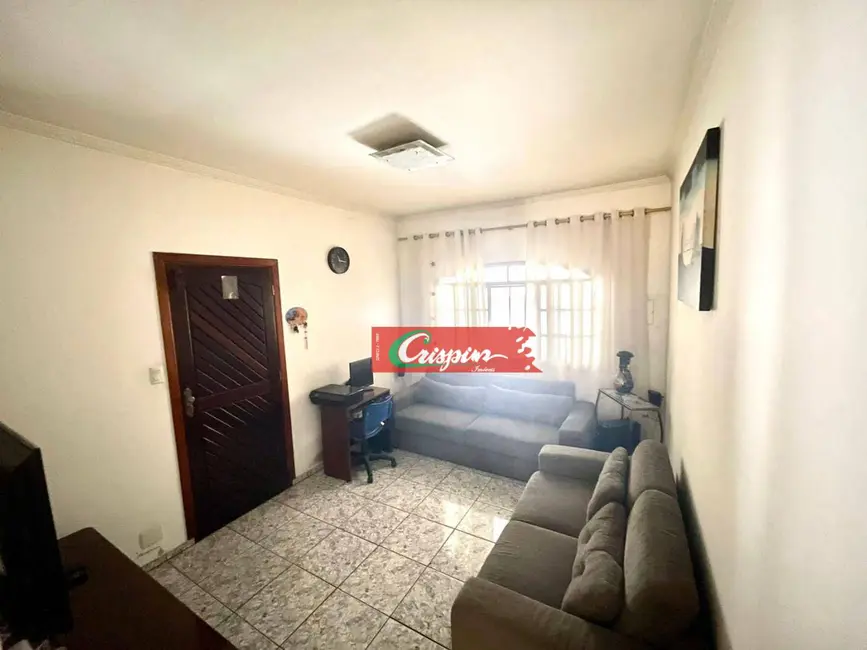 Foto 2 de Casa com 3 quartos à venda, 150m2 em Vila Carmosina, São Paulo - SP