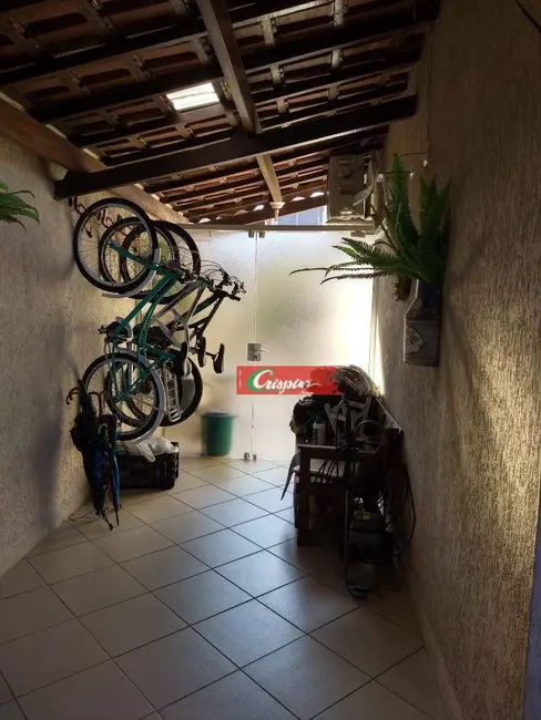 Foto 5 de Casa com 4 quartos à venda, 412m2 em Jardim Vila Galvão, Guarulhos - SP