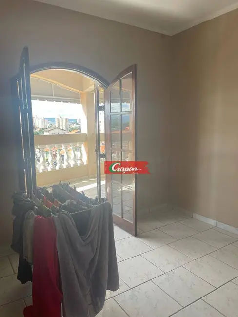 Apartamento com 3 quartos para alugar, 126m2 em Jardim Vila Galvão, Guarulhos - SP - imagem 9 Foto 9 de Apartamento com 3 quartos para alugar, 126m2 em Jardim Vila Galvão, Guarulhos - SP