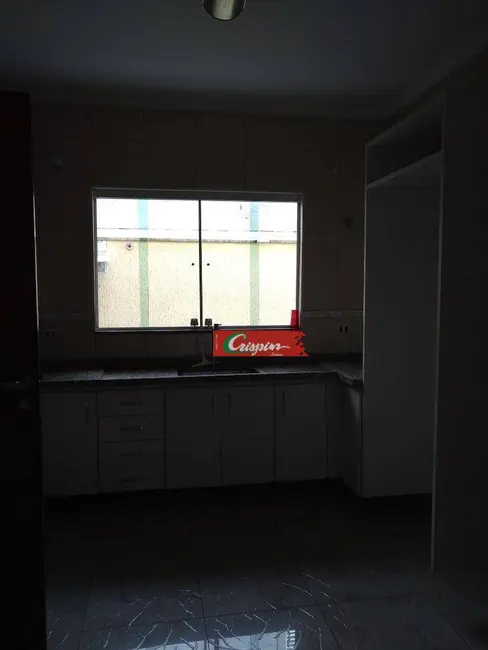 Sobrado com 3 quartos à venda, 175m2 em Jardim Rosa de Franca, Guarulhos - SP - imagem 7 Foto 7 de Sobrado com 3 quartos à venda, 175m2 em Jardim Rosa de Franca, Guarulhos - SP