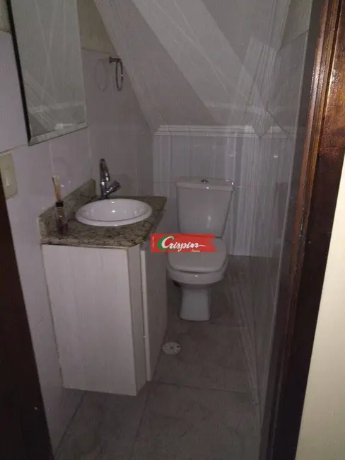 Sobrado com 3 quartos à venda, 175m2 em Jardim Rosa de Franca, Guarulhos - SP - imagem 4 Foto 4 de Sobrado com 3 quartos à venda, 175m2 em Jardim Rosa de Franca, Guarulhos - SP