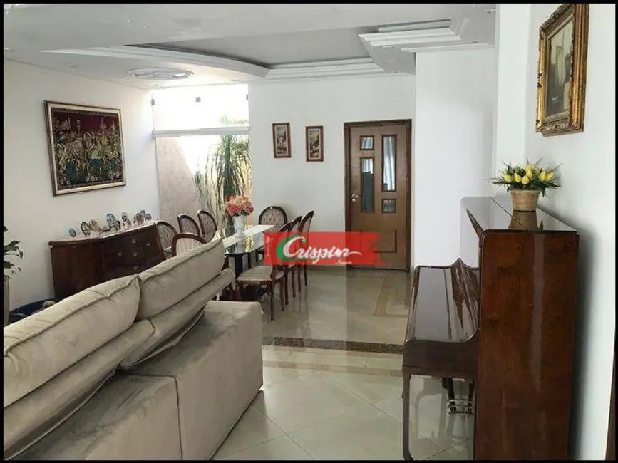 Foto 2 de Casa com 3 quartos à venda, 300m2 em Vila Milton, Guarulhos - SP