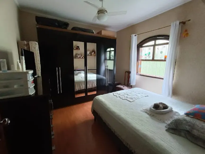 Foto 3 de Casa com 3 quartos à venda, 310m2 em Jardim Aida, Guarulhos - SP