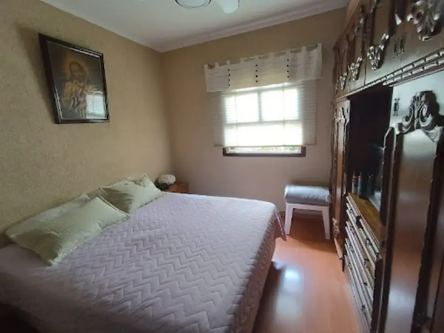 Foto 9 de Casa com 3 quartos à venda, 310m2 em Jardim Aida, Guarulhos - SP