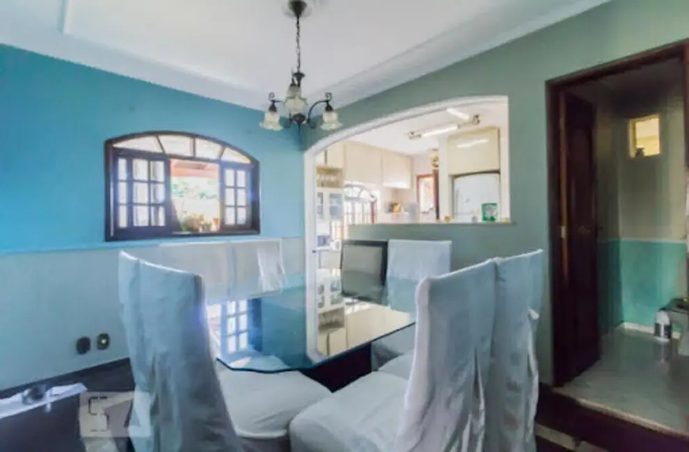 Sobrado com 4 quartos à venda em Jardim Bebedouro, Guarulhos - SP - imagem 3 Foto 3 de Sobrado com 4 quartos à venda em Jardim Bebedouro, Guarulhos - SP