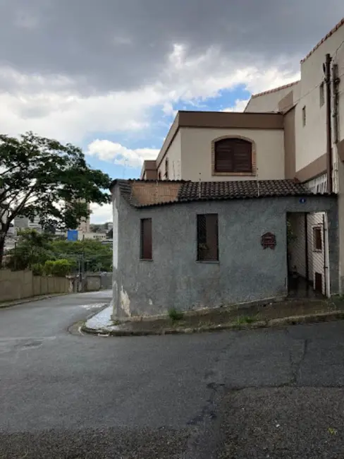 Foto 1 de Sobrado com 4 quartos à venda em Jardim Bebedouro, Guarulhos - SP