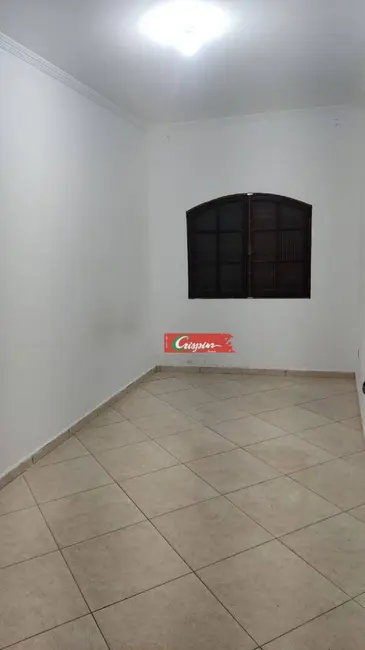 Foto 7 de Casa com 2 quartos para alugar, 105m2 em Jardim Presidente Dutra, Guarulhos - SP