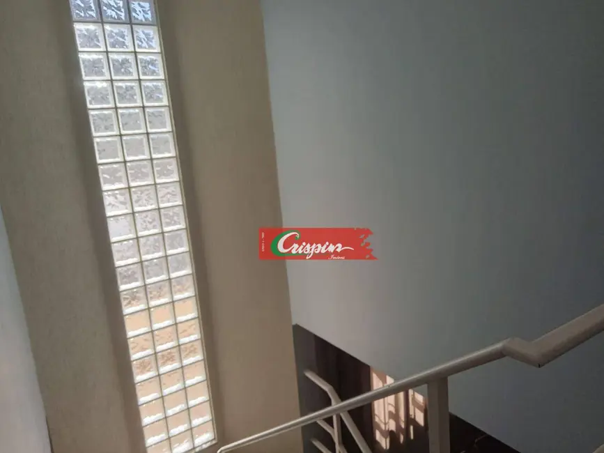 Sobrado com 3 quartos à venda, 180m2 em Vila Galvão, Guarulhos - SP - imagem 5 Foto 5 de Sobrado com 3 quartos à venda, 180m2 em Vila Galvão, Guarulhos - SP