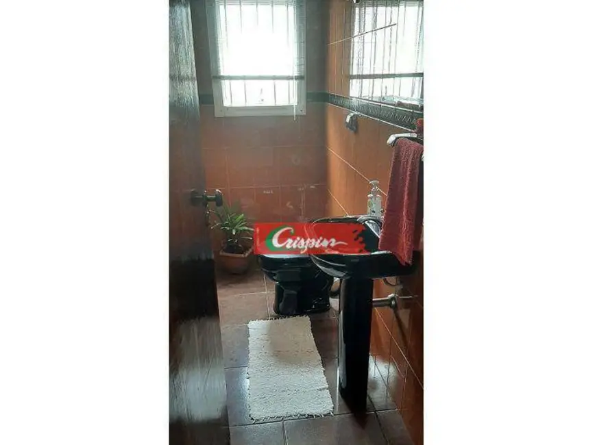 Sobrado com 3 quartos à venda, 132m2 em Parque Continental II, Guarulhos - SP - imagem 8 Foto 8 de Sobrado com 3 quartos à venda, 132m2 em Parque Continental II, Guarulhos - SP