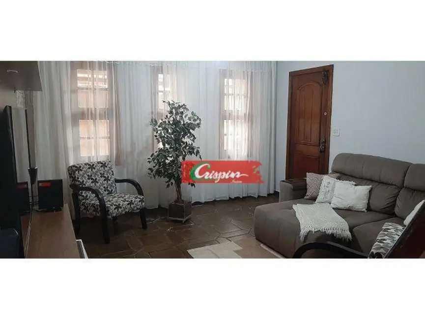 Sobrado com 3 quartos à venda, 132m2 em Parque Continental II, Guarulhos - SP - imagem 4 Foto 4 de Sobrado com 3 quartos à venda, 132m2 em Parque Continental II, Guarulhos - SP