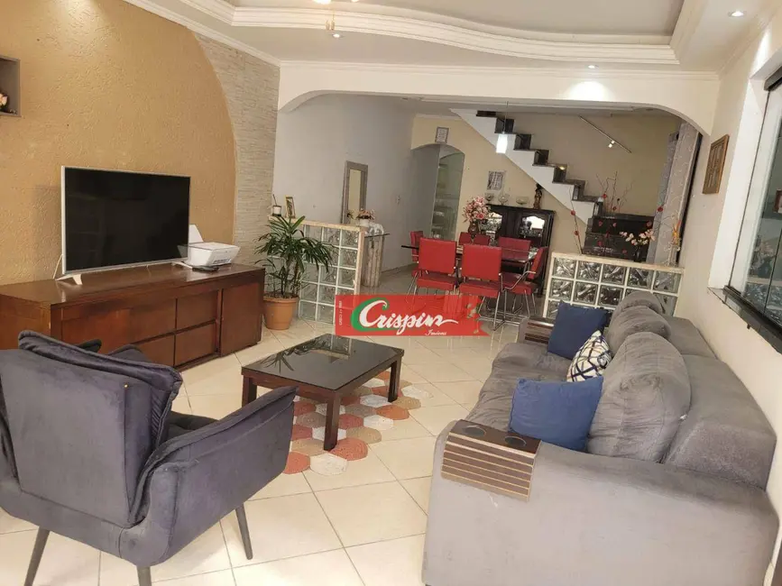 Foto 3 de Sobrado com 3 quartos à venda, 165m2 em Jardim Presidente Dutra, Guarulhos - SP