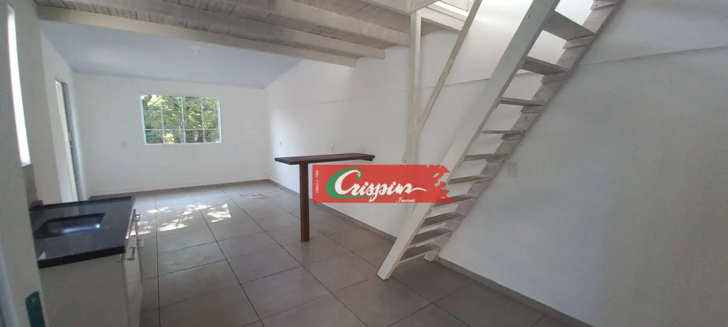 Casa com 1 quarto para alugar, 50m2 em Jardim Terezópolis, Guarulhos - SP - imagem 1 Foto 1 de Casa com 1 quarto para alugar, 50m2 em Jardim Terezópolis, Guarulhos - SP