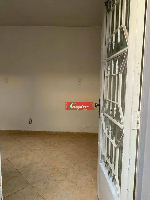 Casa com 1 quarto para alugar, 52m2 em Parque Santo Antônio, Guarulhos - SP - imagem 4 Foto 4 de Casa com 1 quarto para alugar, 52m2 em Parque Santo Antônio, Guarulhos - SP