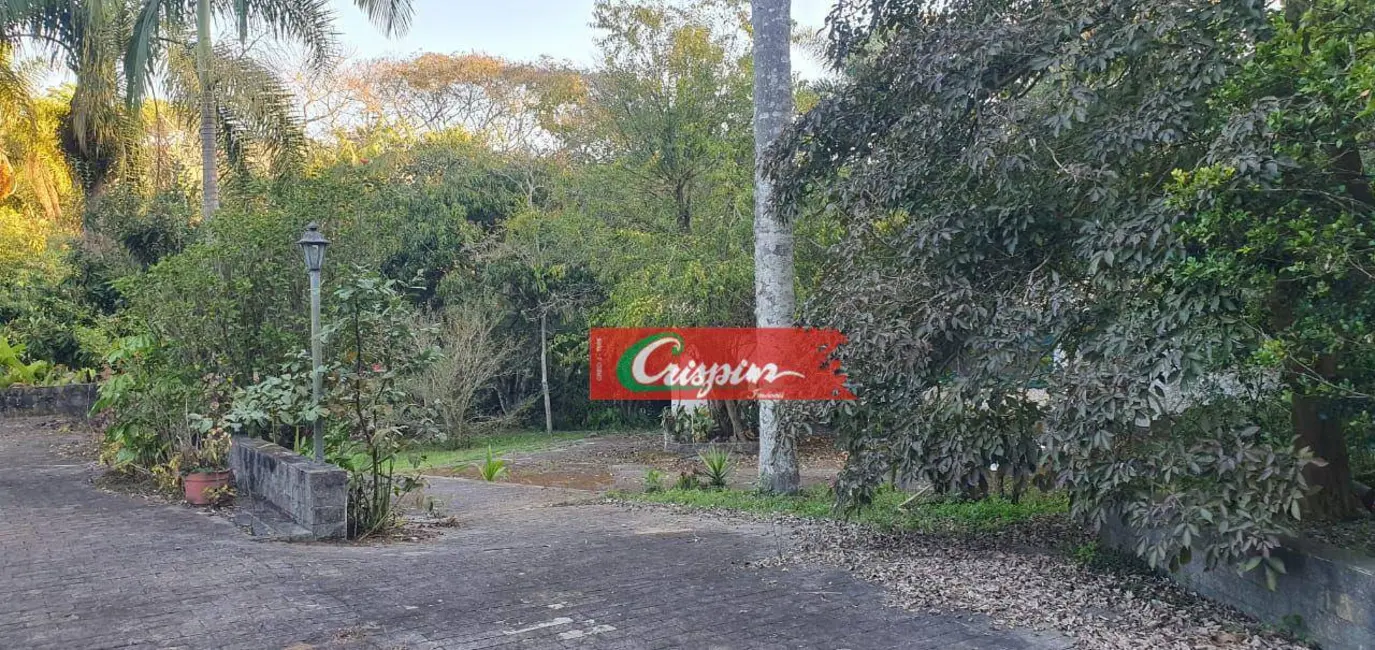 Chácara com 3 quartos à venda, 7000m2 em São Bento, Aruja - SP - imagem 8 Foto 8 de Chácara com 3 quartos à venda, 7000m2 em São Bento, Aruja - SP