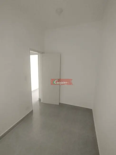 Foto 2 de Kitnet com 1 quarto para alugar, 30m2 em Vila Galvão, Guarulhos - SP