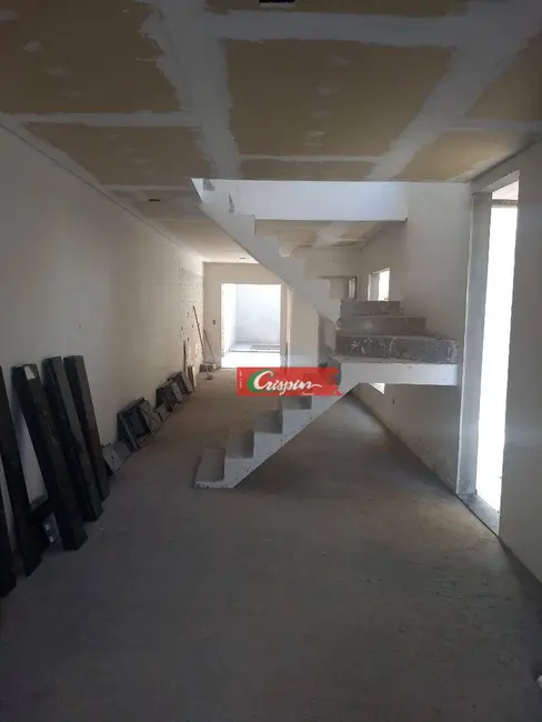 Foto 1 de Sobrado com 3 quartos à venda, 150m2 em Vila Galvão, Guarulhos - SP