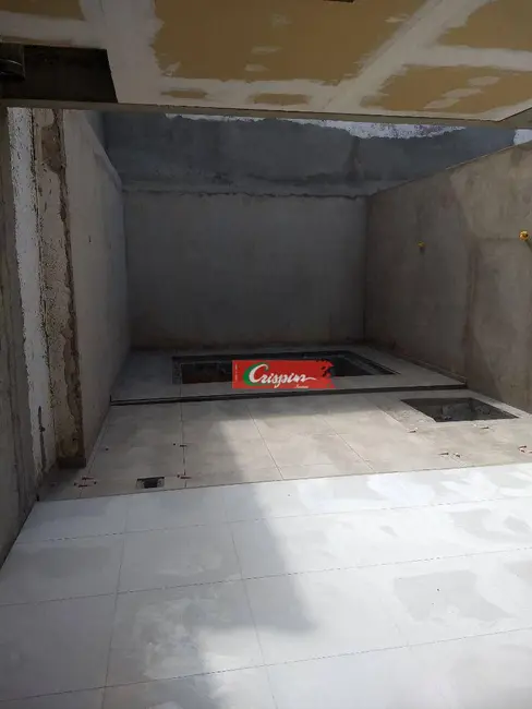 Sobrado com 3 quartos à venda, 150m2 em Vila Galvão, Guarulhos - SP - imagem 8 Foto 8 de Sobrado com 3 quartos à venda, 150m2 em Vila Galvão, Guarulhos - SP