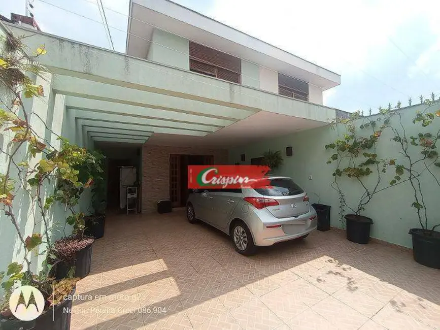 Sobrado com 3 quartos à venda, 184m2 em Jardim Vila Galvão, Guarulhos - SP - imagem 3 Foto 3 de Sobrado com 3 quartos à venda, 184m2 em Jardim Vila Galvão, Guarulhos - SP