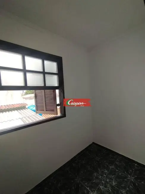 Foto 2 de Sobrado com 3 quartos para alugar, 180m2 em Parque Renato Maia, Guarulhos - SP