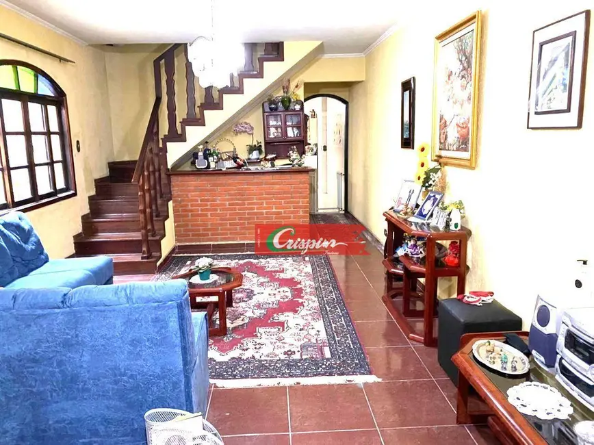 Foto 3 de Sobrado com 3 quartos à venda, 170m2 em Jardim Santa Mena, Guarulhos - SP