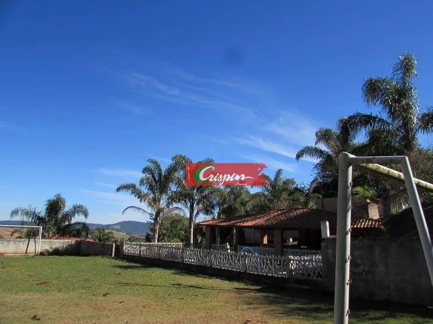 Chácara com 2 quartos à venda, 2000m2 em Extrema - MG - imagem 4 Foto 4 de Chácara com 2 quartos à venda, 2000m2 em Extrema - MG