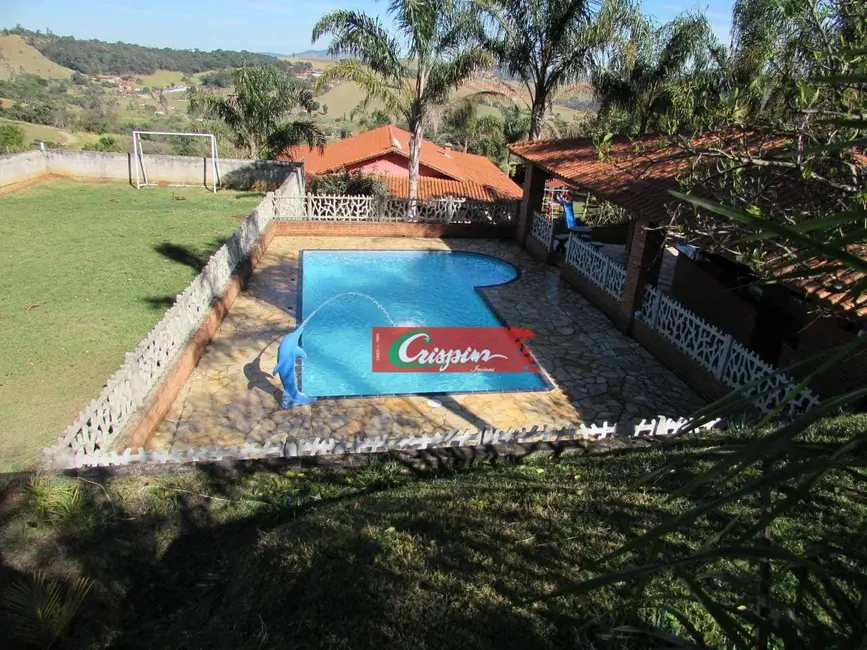 Chácara com 2 quartos à venda, 2000m2 em Extrema - MG - imagem 1 Foto 1 de Chácara com 2 quartos à venda, 2000m2 em Extrema - MG