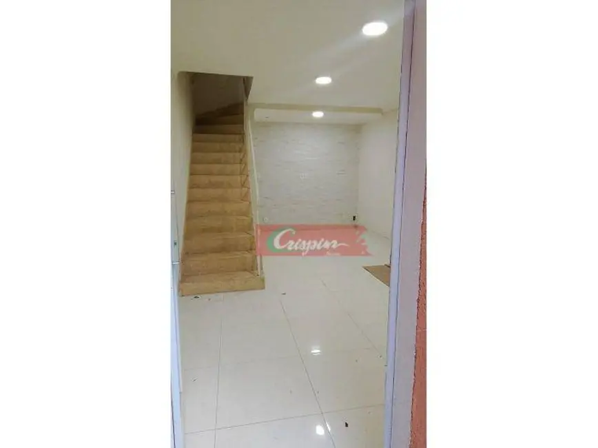 Sobrado com 2 quartos à venda, 125m2 em Vila Capitão Rabelo, Guarulhos - SP - imagem 4 Foto 4 de Sobrado com 2 quartos à venda, 125m2 em Vila Capitão Rabelo, Guarulhos - SP