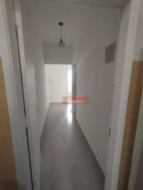 Foto 2 de Kitnet com 1 quarto para alugar, 30m2 em Vila Hulda, Guarulhos - SP