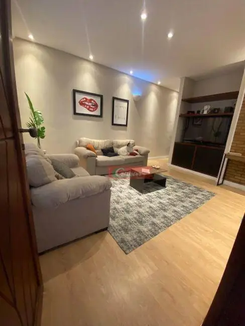 Foto 3 de Casa com 2 quartos à venda, 119m2 em Vila Galvão, Guarulhos - SP